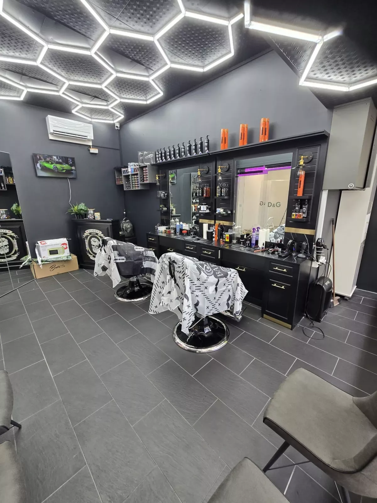 Salon